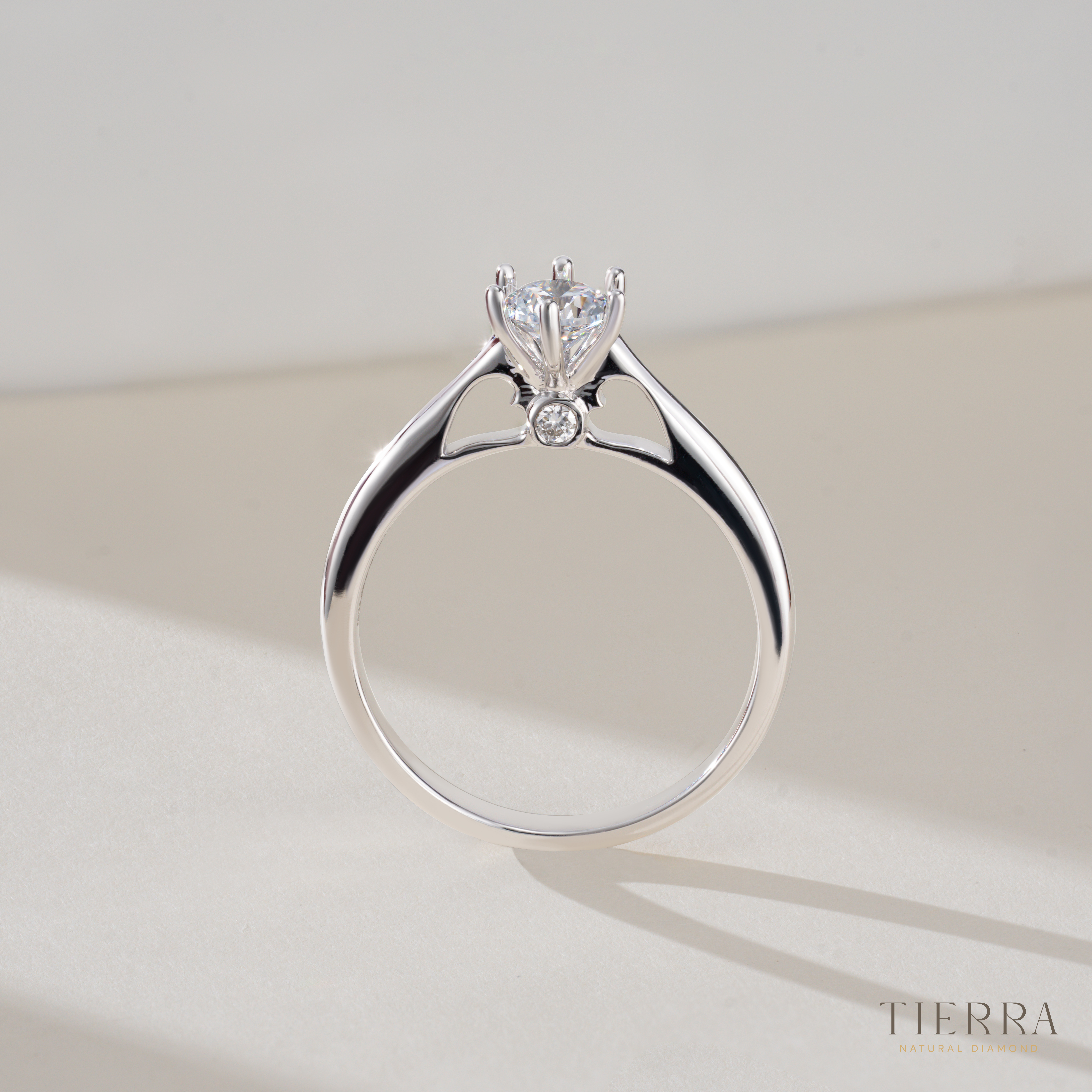 Top 10 mẫu nhẫn kim cương nữ được săn đón nhất mùa cưới này - Tham khảo ngay không bỏ lỡ - 4